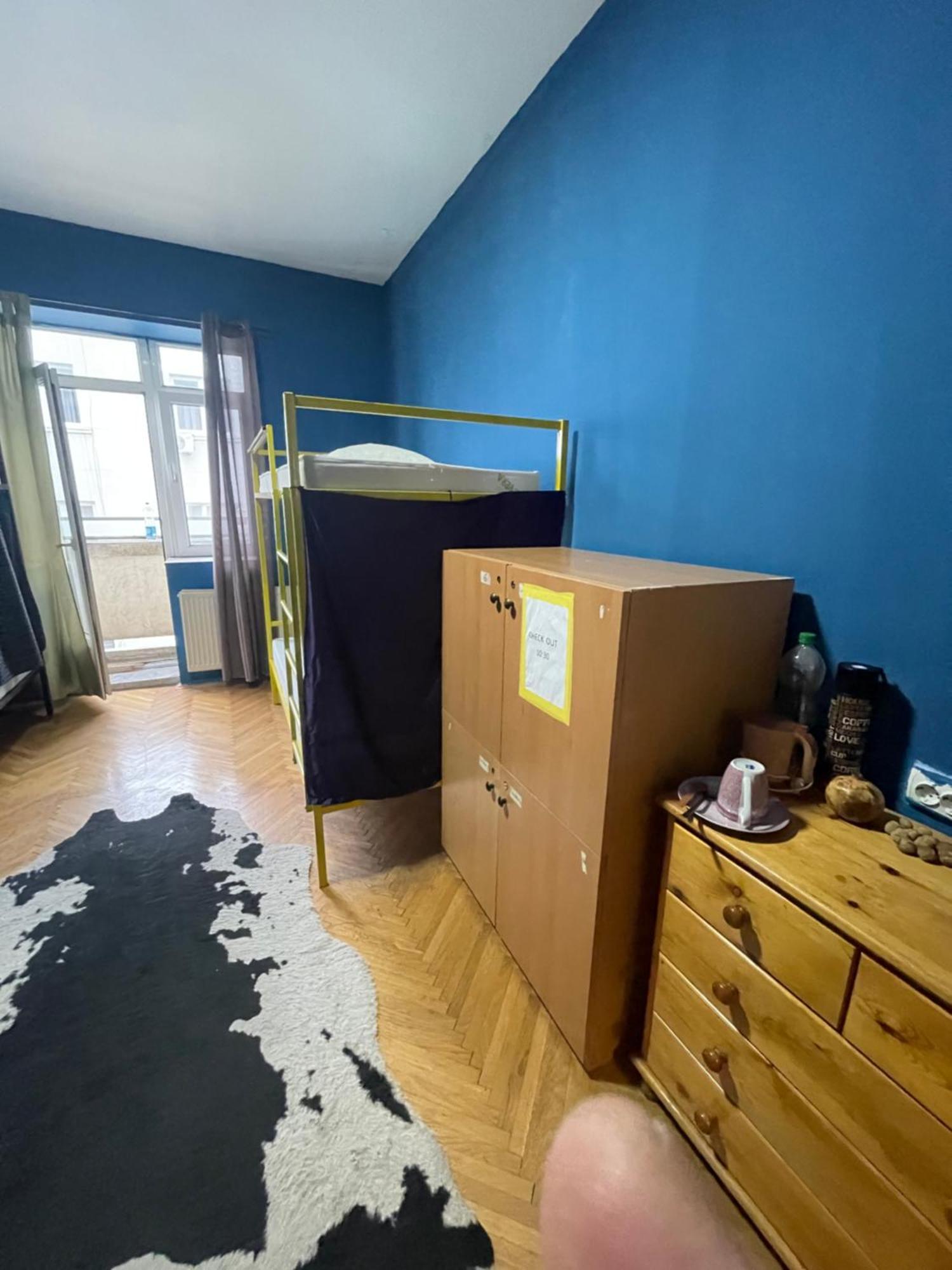 Newborn Center Hostel All Day Free Coffee Приштина Екстер'єр фото