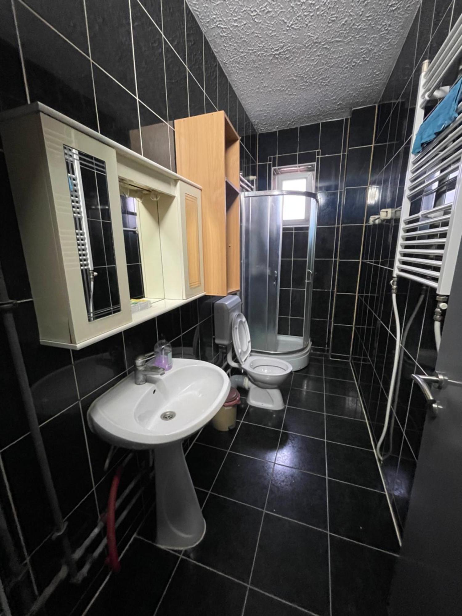 Newborn Center Hostel All Day Free Coffee Приштина Екстер'єр фото
